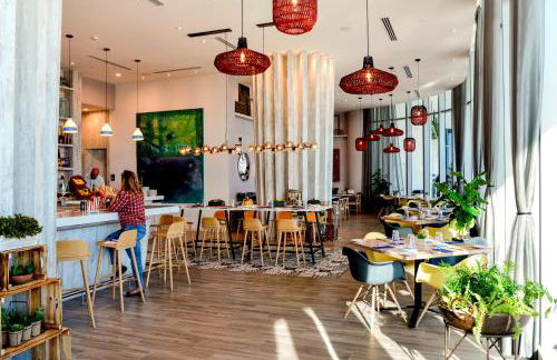 Beachfront Condo with Mesmerizing Views - Foto 60