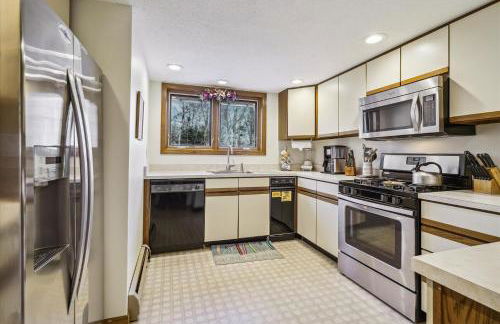 Glazebrook J5 3 Bedroom Townhome with Sauna & Fireplace - Foto 14