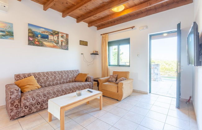 Andreas Beach Villa Large Private Pool Walk to Beach Sea Views A C Wifi Car Not Required - 1654 - Foto 12