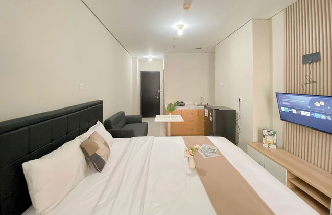 Best Furnished And Homey Studio Nifarro Park Apartment - Foto 9