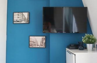 Paris 17ème - STUDIO compact 10m2 -110 sqf - coeur BATIGNOLLES - ideal SOLO traveler - Foto 11