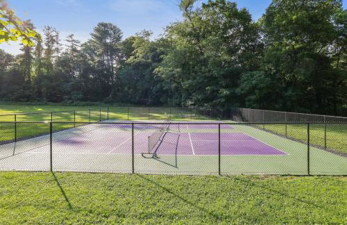 Couples Lakefront Retreat in the Poconos - Foto 10