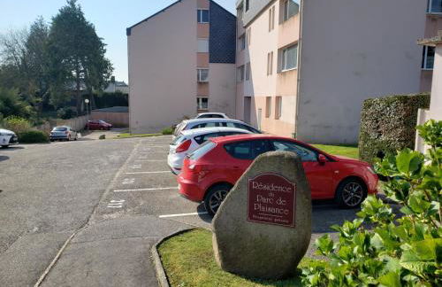 La Pause Valognaise "Parking privé" - Foto 12