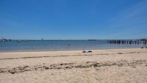 NEW AC 1 Bedroom w Private Deck & Patio - Photo 3