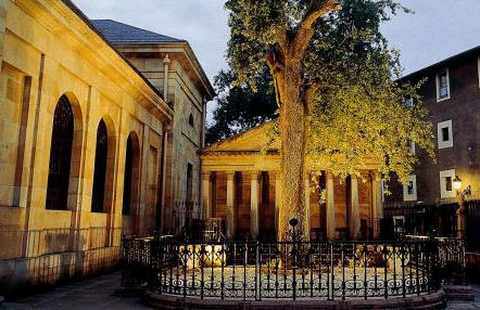 Adosado en la costa con excelentes vistas al estuario de Urdaibai - Foto 34