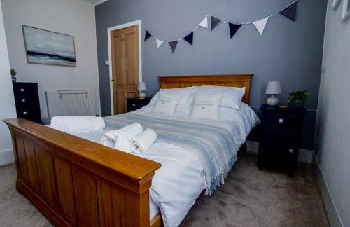 Beach View - A Truly Stunning House Opposite The Sea! Sleeps 10! Families, Friends, Contractors and Pets are all Welcome! - Foto 22