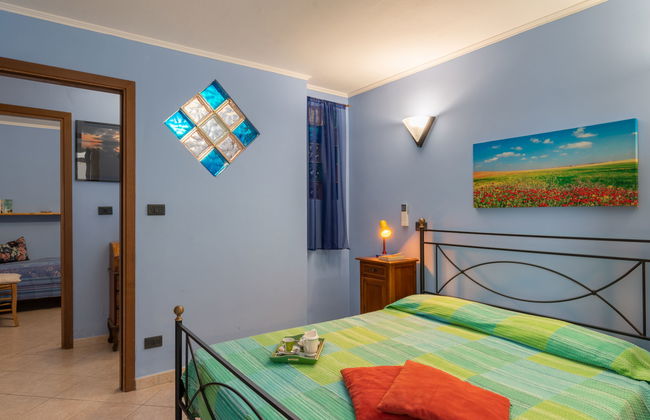 3 bedroom Apartment in Cipressa with swimming pool and garden - Photo 14