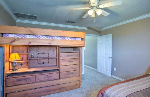 Remodeled Ranch Apt in Sanger 12 Mi to Lake! - Foto 15