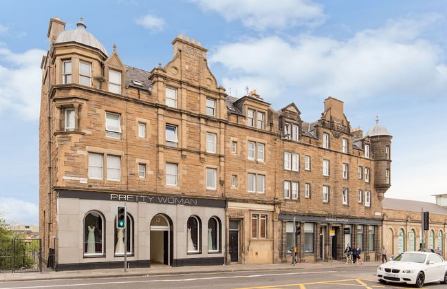 Silver Lining Charming Meadowbank Flat - Photo 19