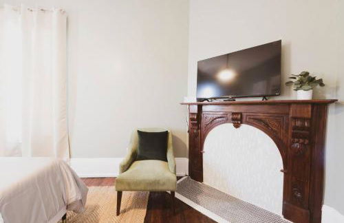 Entire Duplex 2 APTS & 6 BDRS near Forsyth Park! - Foto 6