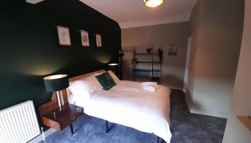Chic 5 double bedroom house - 15 min to Manchester - Foto 4