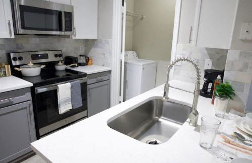 Stylish 1BR Escape Ideal for Business or Leisure - Foto 5