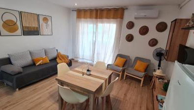 LuengiHouse - Espectacular apartamento con piscina - Foto 2