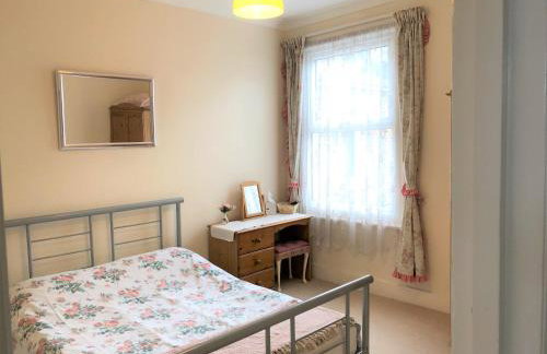 Spacious West London 2 Bedroom Apartment - Foto 16