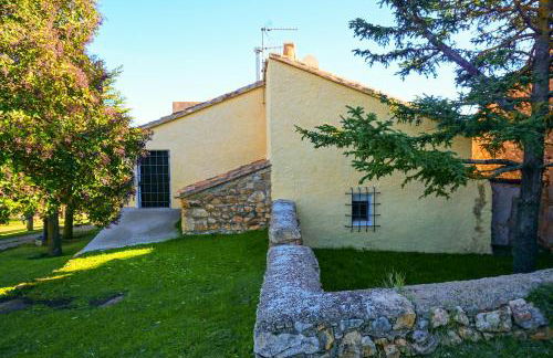 Masía Finca La Sazadilla con Piscina - Foto 4