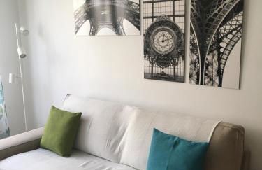 Paris Lovely - Photo 2