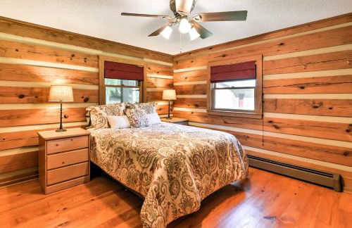 Black Mountain Cabin with Screened Porch and Views! - Foto 13