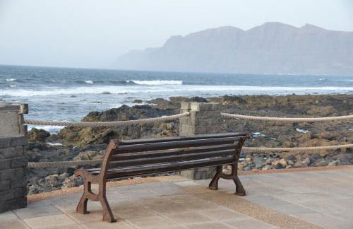 Oasis Famara a 20 m de la playa - Photo 70