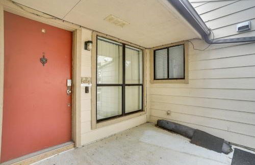 Whole 1 Bedroom Apt w Swimming Pool Condo 2 Mi to White Rock Lake! - Foto 23