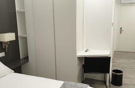 Apartaments y Habitacions Entre Volcans - Foto 41