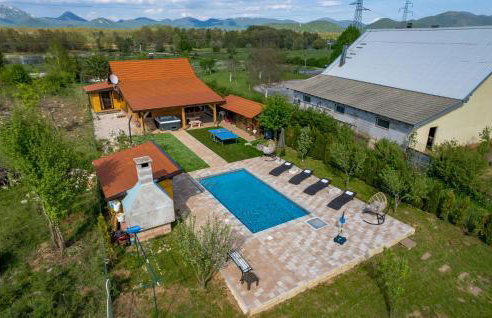 Gorgeous Home In Lovinac With Sauna - Foto 12