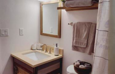 Heated & Screened in Pool - Photo 8