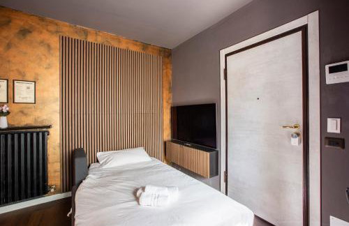 Lake Como - Old Town Terrace Apartment - 3 min from Lake and Station - Foto 9