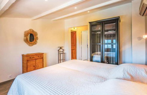 Nice Home In Ste-Anastasie-Sissole - Photo 23