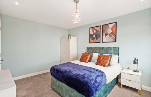 Deluxe 5 Bed House in London - Pool Table - Foto 14