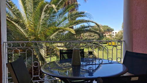 Joli appartement Les Parcs de Grimaud - Piscine - Foto 3