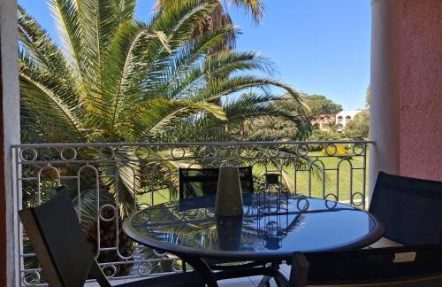 Joli appartement Les Parcs de Grimaud - Piscine - Foto 3