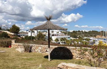 APARTMENT MARINA CALADOR HARBOURVIEW AIR CONDITION POOL GARDEN TERRASSE PORTO CARI spectacular location - Foto 54