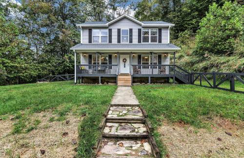 Spacious Mountain Retreat with Bonus Game Room Near Asheville, Barnardsville, NC - Foto 27