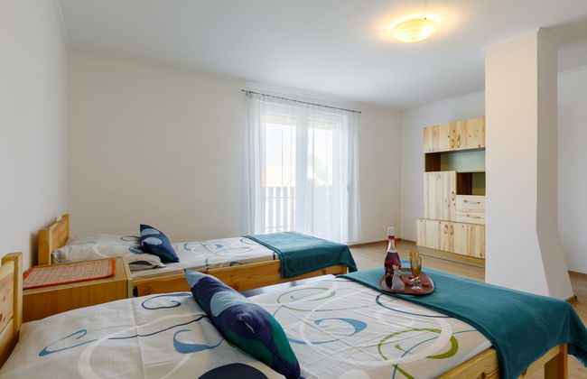 5 bedroom House in Balatonfenyves with garden and terrace - Photo 10