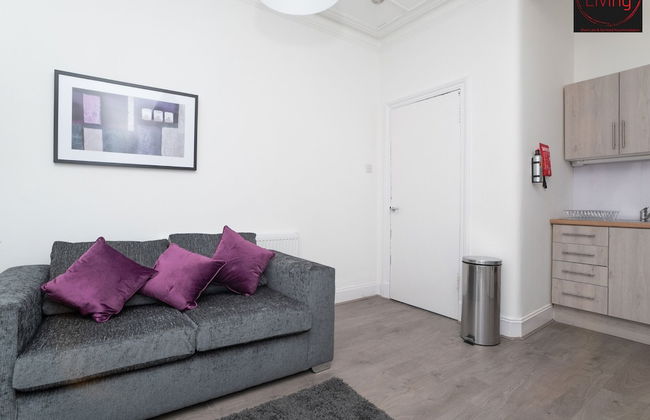 One Bedroom Apartment by Klass Living Serviced Accommodation Rutherglen - Crossroads Apartment With WiFi and Parking - Photo 14
