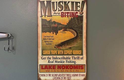 Northwoods WI 6BR Lakefront Cabin Retreat on Lake Nokomis - Minnohawk Lodge - Foto 48