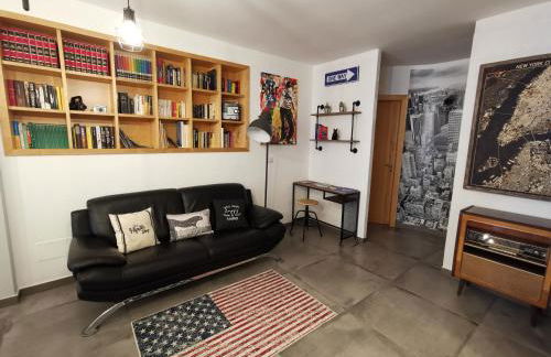 The black dog house - Foto 37