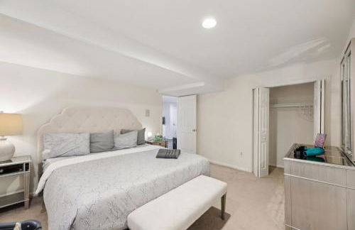 DC Luxury Retreat in Forest Spacious Full of Fun - Foto 63