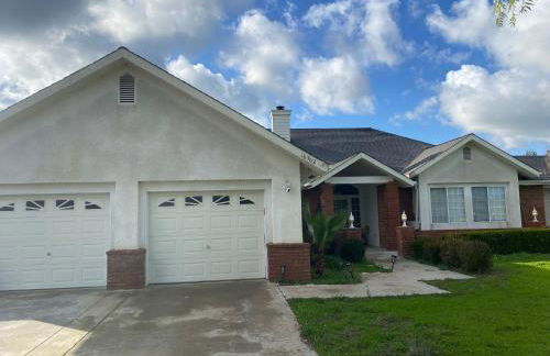 Beautiful peaceful desirable home in Madera Rancho - Foto 1