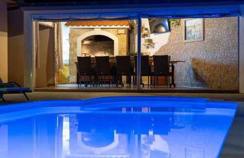 Beautiful Holiday Home "Villa Luka" - Foto 49