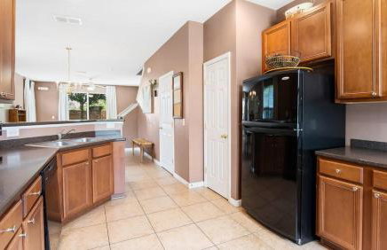 Quiet Corner Gem in Gated Crestwynd Bay - Foto 14