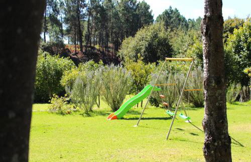 Cottage in Santa Comba With Pool - Photo 63