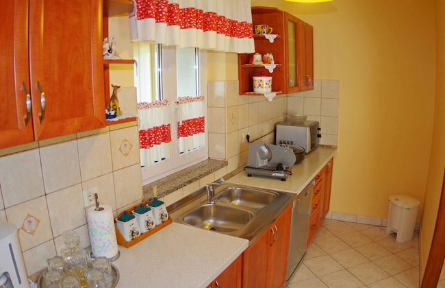 Peaceful Villa in Jursici With Private Pool - Foto 10