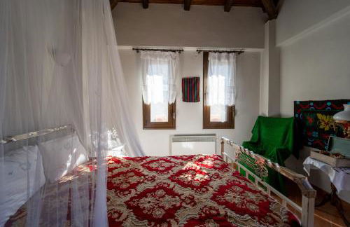 Margarita's House - Photo 10