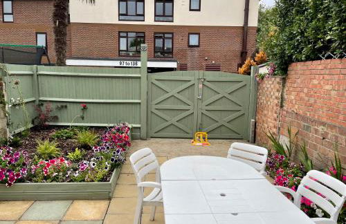 Somers 4 bed House off road parking pet friendly - Foto 5