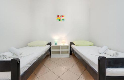 Awesome Apartment In Lukovo Sugarje - Foto 38