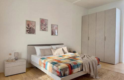 Residence Casa Palmira - Modern Apartments near Neɡrar Hospital - Valpolicella - Foto 21