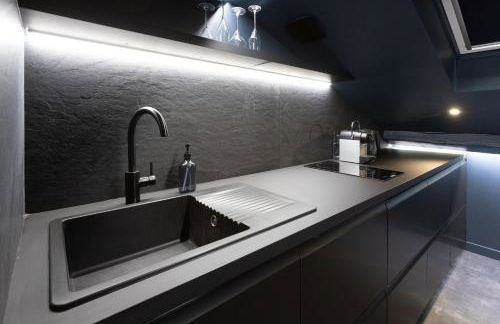 CEVA Suite Moonlight-Jacuzzi & Cinéma Centre ville - Foto 2