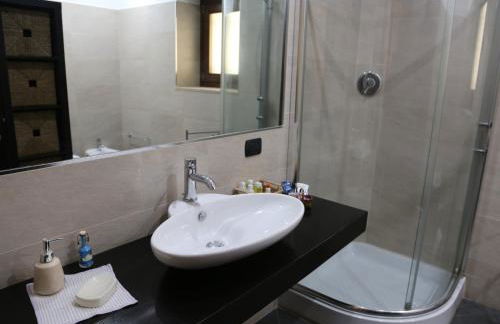 Vicolo degli Osci - Photo 32