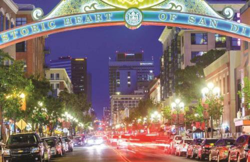 Casa San Diego - Spacious Getaway with Backyard, Firepit, Kid Zone - Foto 23